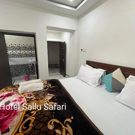 Hotel Sallu Safari ジャイサルメール エクステリア 写真