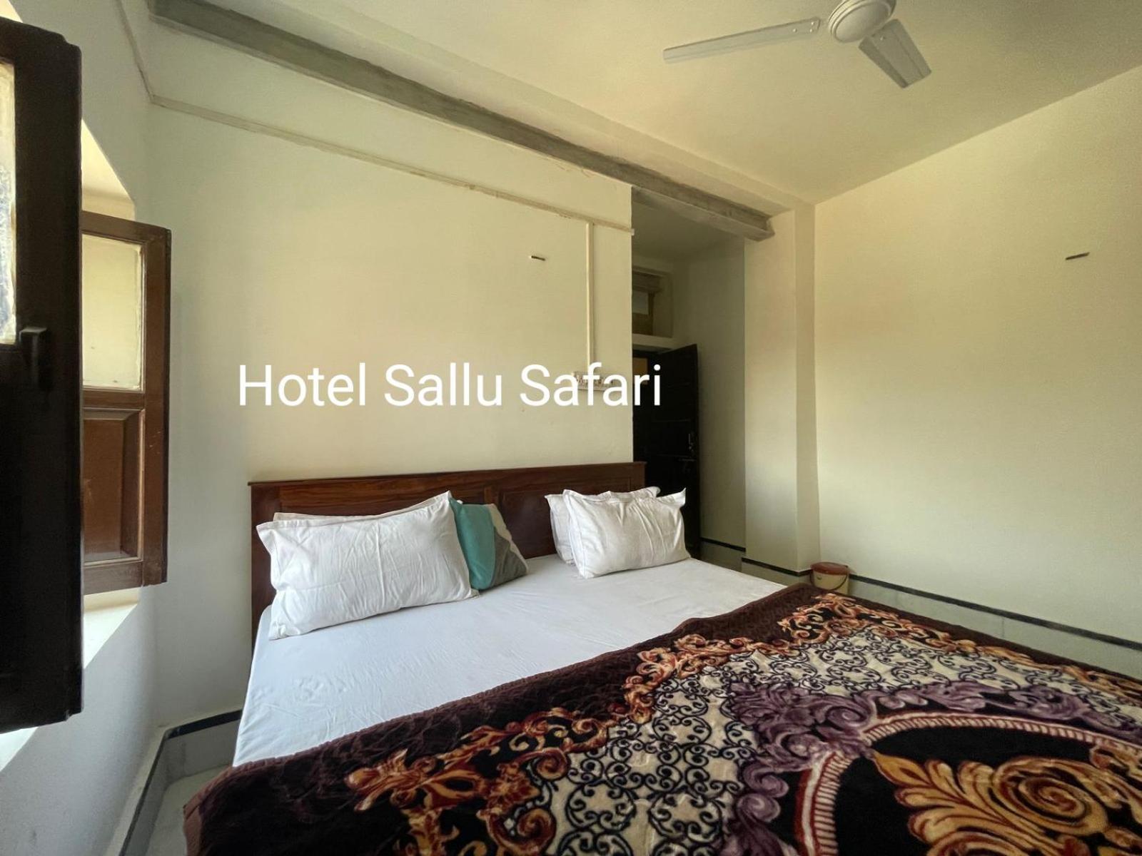 Hotel Sallu Safari ジャイサルメール エクステリア 写真