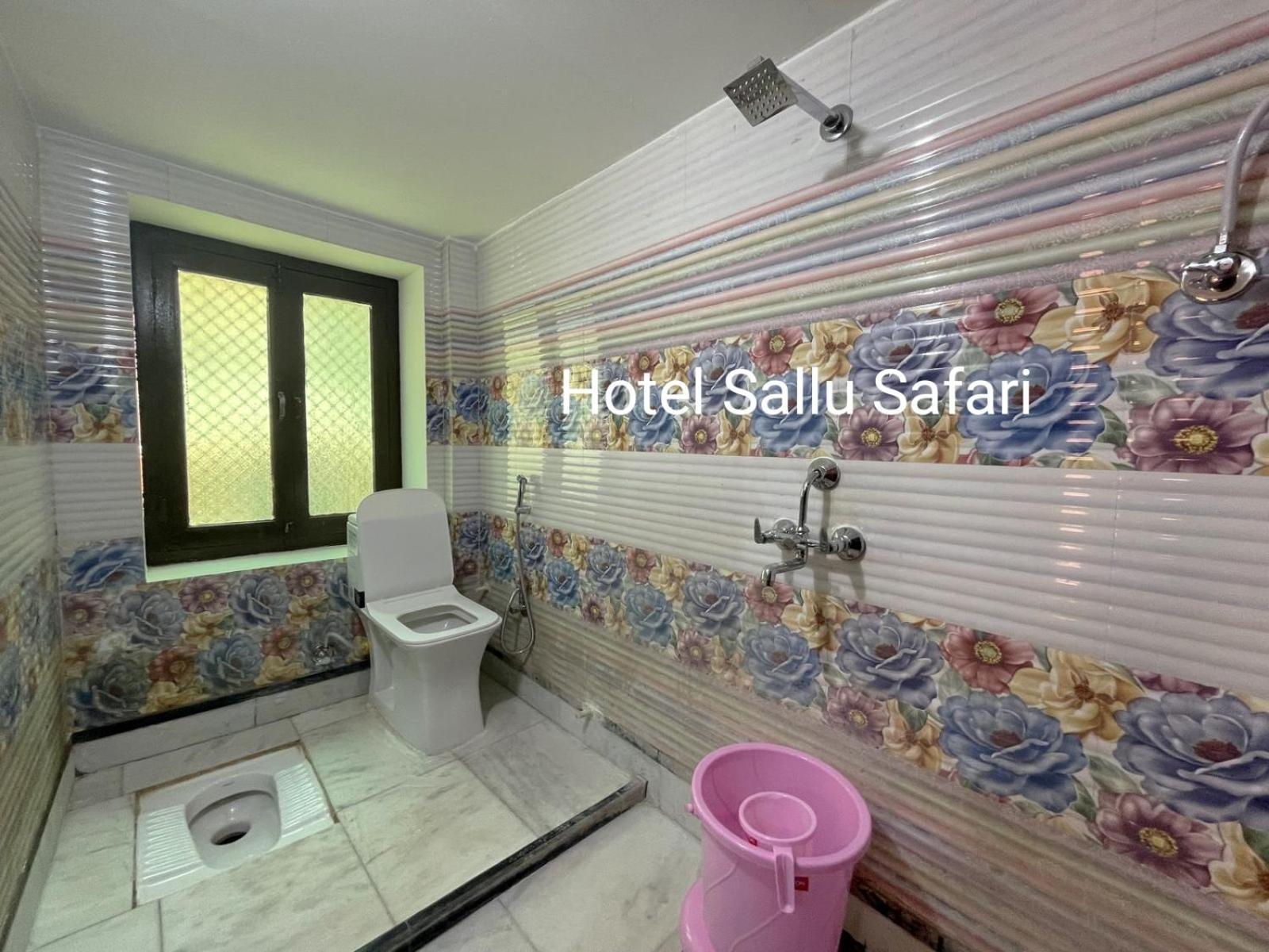 Hotel Sallu Safari ジャイサルメール エクステリア 写真
