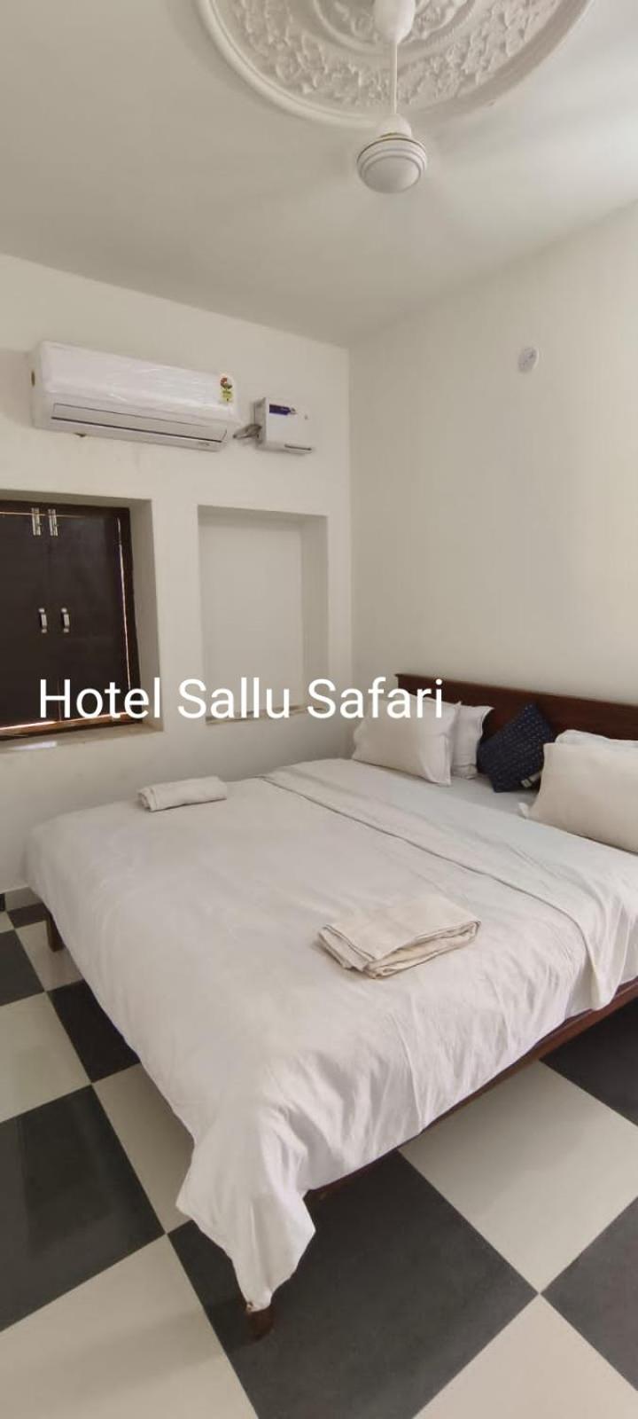 Hotel Sallu Safari ジャイサルメール エクステリア 写真