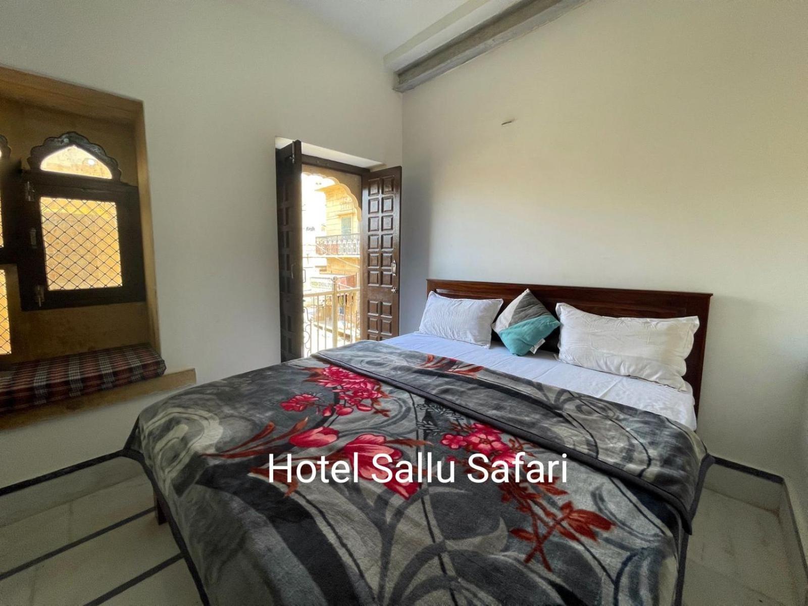 Hotel Sallu Safari ジャイサルメール エクステリア 写真