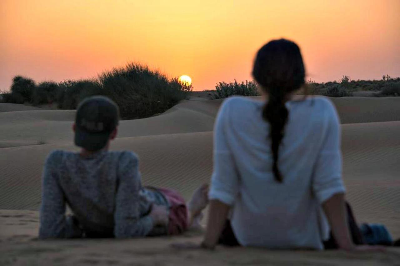 Hotel Sallu Safari ジャイサルメール エクステリア 写真